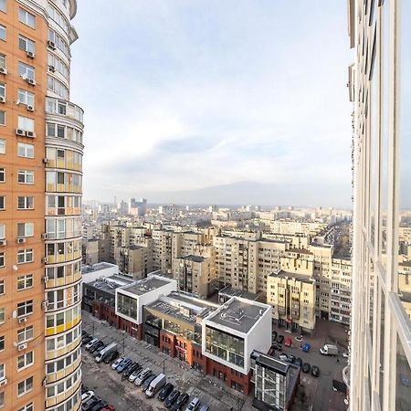 Luxury Apartments Smartplaza Obolon Metro Minskai Kiev Dış mekan fotoğraf
