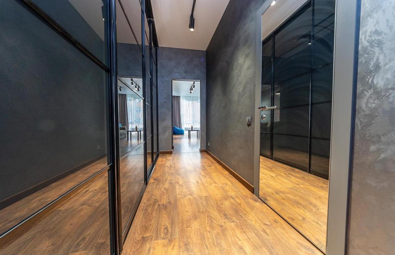 Luxury Apartments Smartplaza Obolon Metro Minskai Kiev Dış mekan fotoğraf