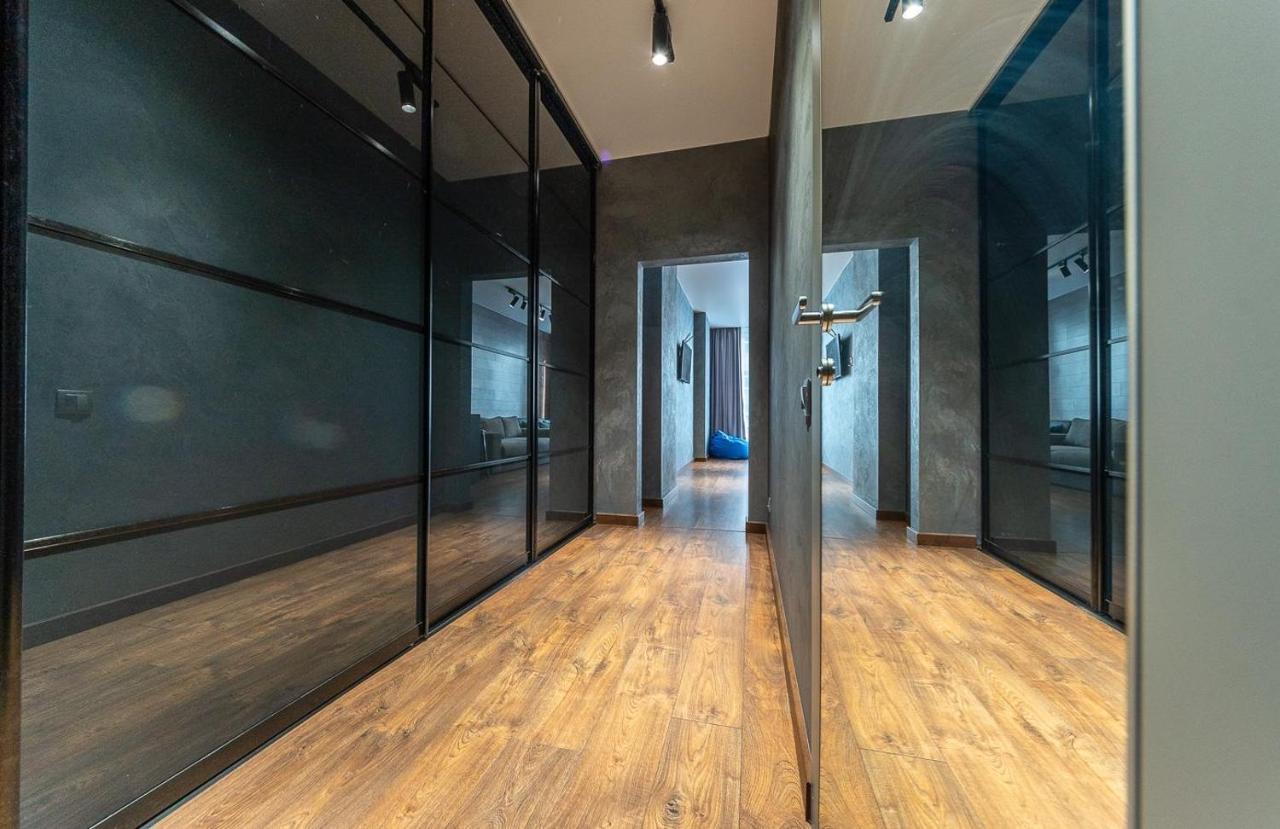 Luxury Apartments Smartplaza Obolon Metro Minskai Kiev Dış mekan fotoğraf
